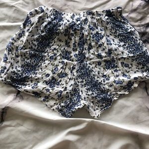Brandy Melville remi shorts